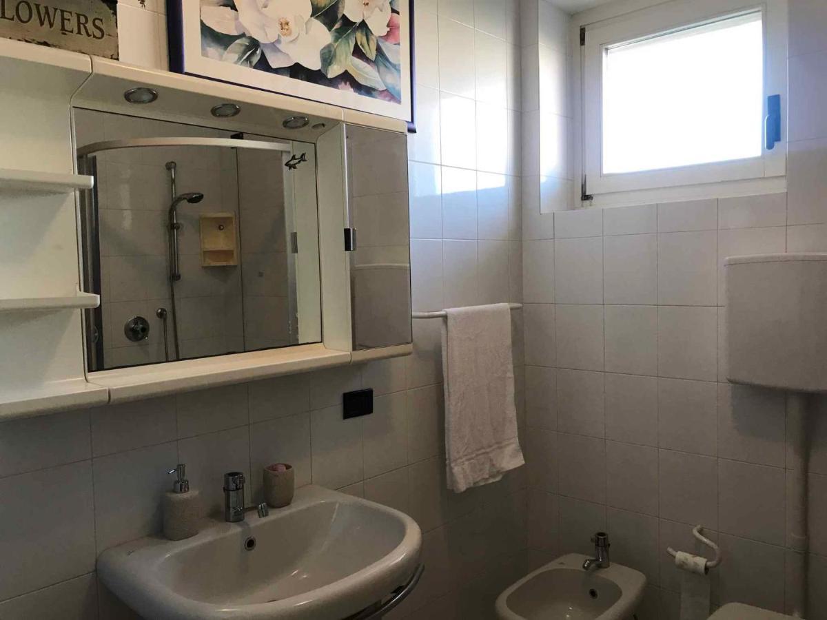 Apartment In Lazise/Gardasee 21982 ภายนอก รูปภาพ
